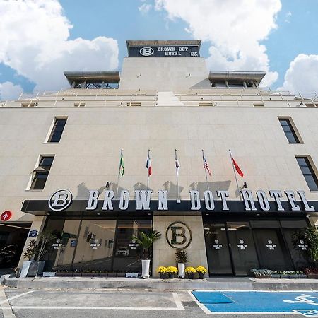 Brown Dot Hotel Pyeonghwa Plaza Mokpo Exterior photo